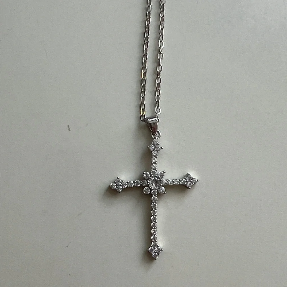 Elegant Silver Cross Necklace - Picture 2 of 2